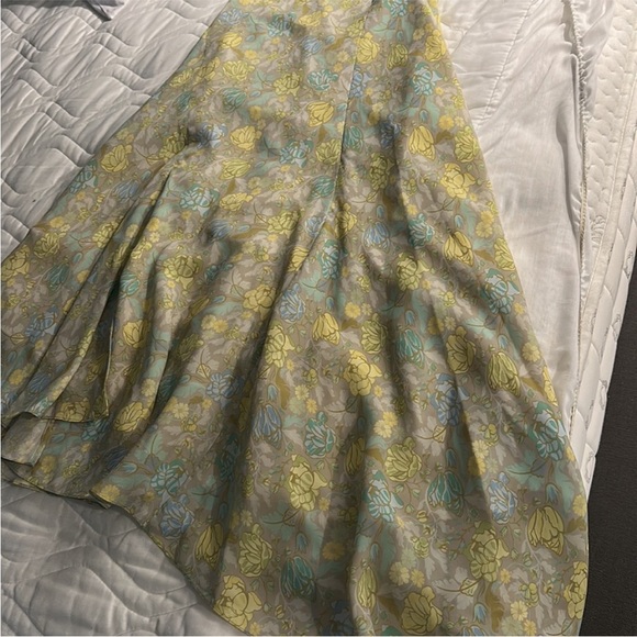 Acne Studios asymmetrical hem floral flounce midi skirt - Picture 7 of 9